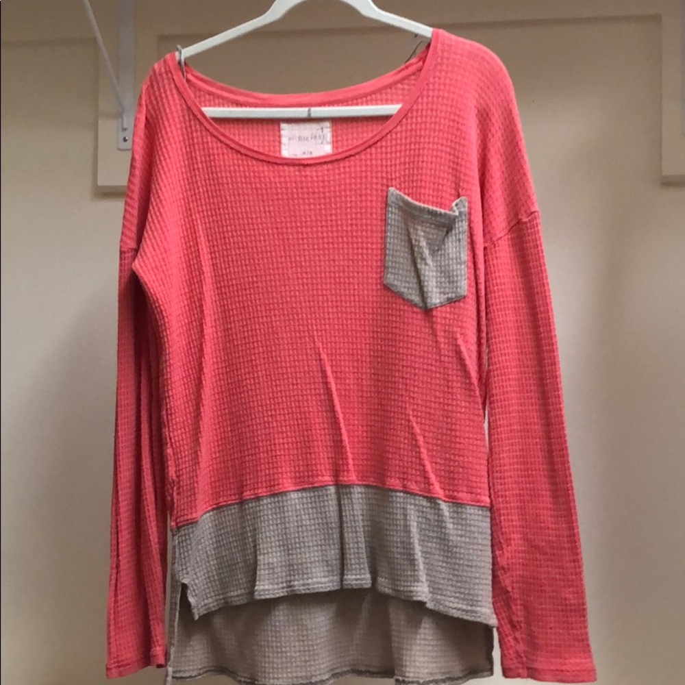 Free people light long sleeve sweater